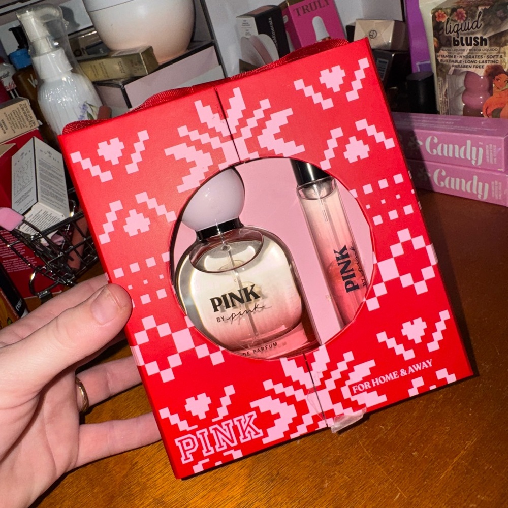 PINK by Pink set - Picture 3 of 3